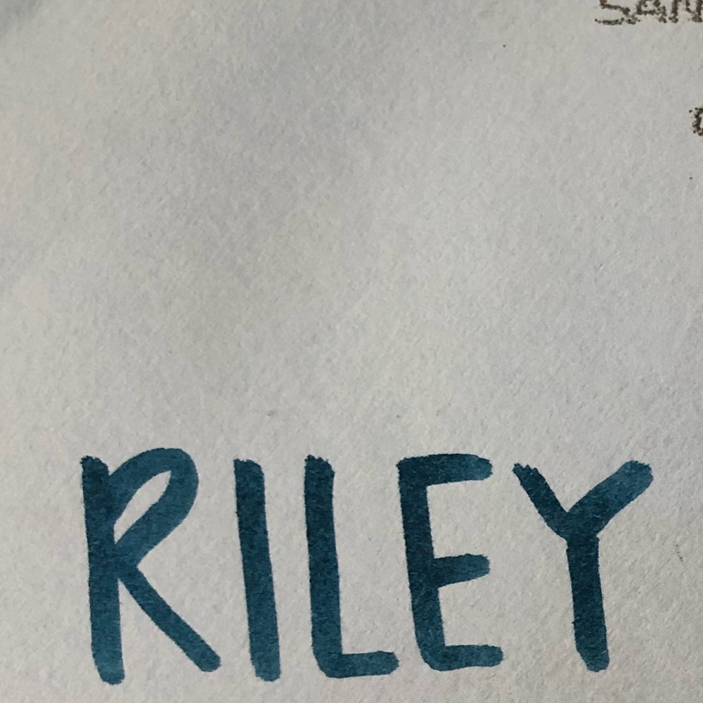 Meet your Posher, Riley